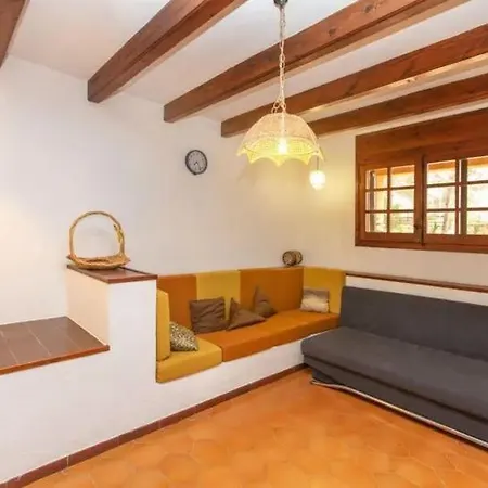 Villa Magnifica Con Piscina En Zona Bosque Sant Jordi De Alfama