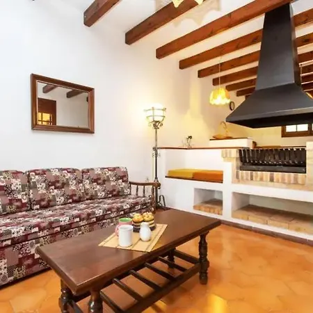 Magnifica Con Piscina En Zona Bosque Sant Jordi De Alfama *